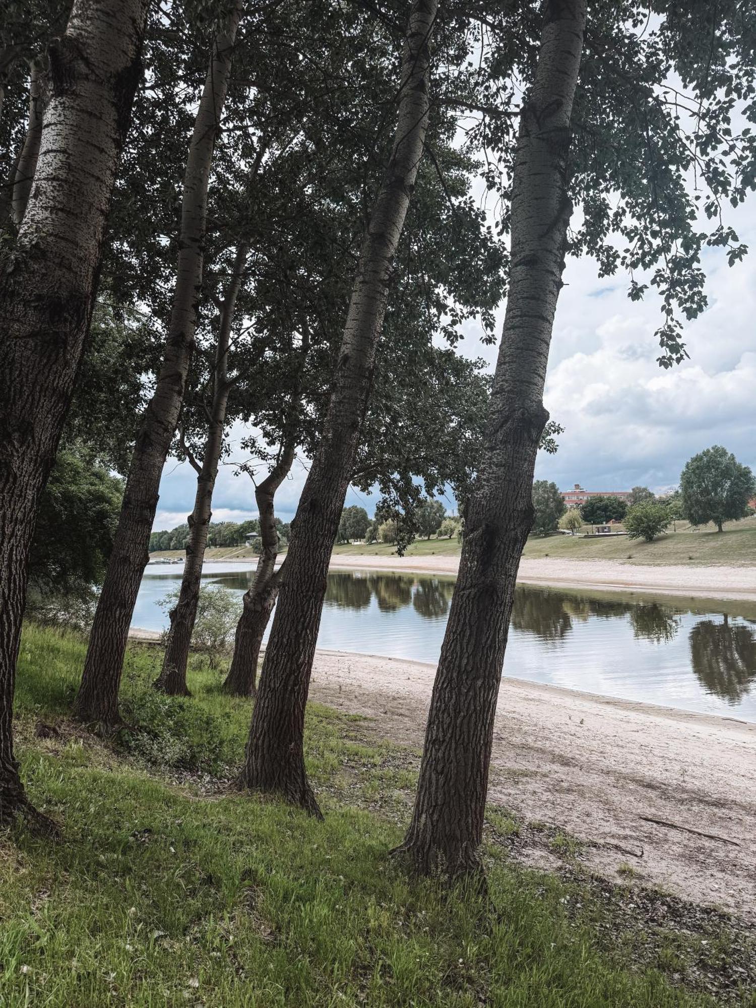 Sobri Halaszcsarda Es Panzio Baja Bagian luar foto